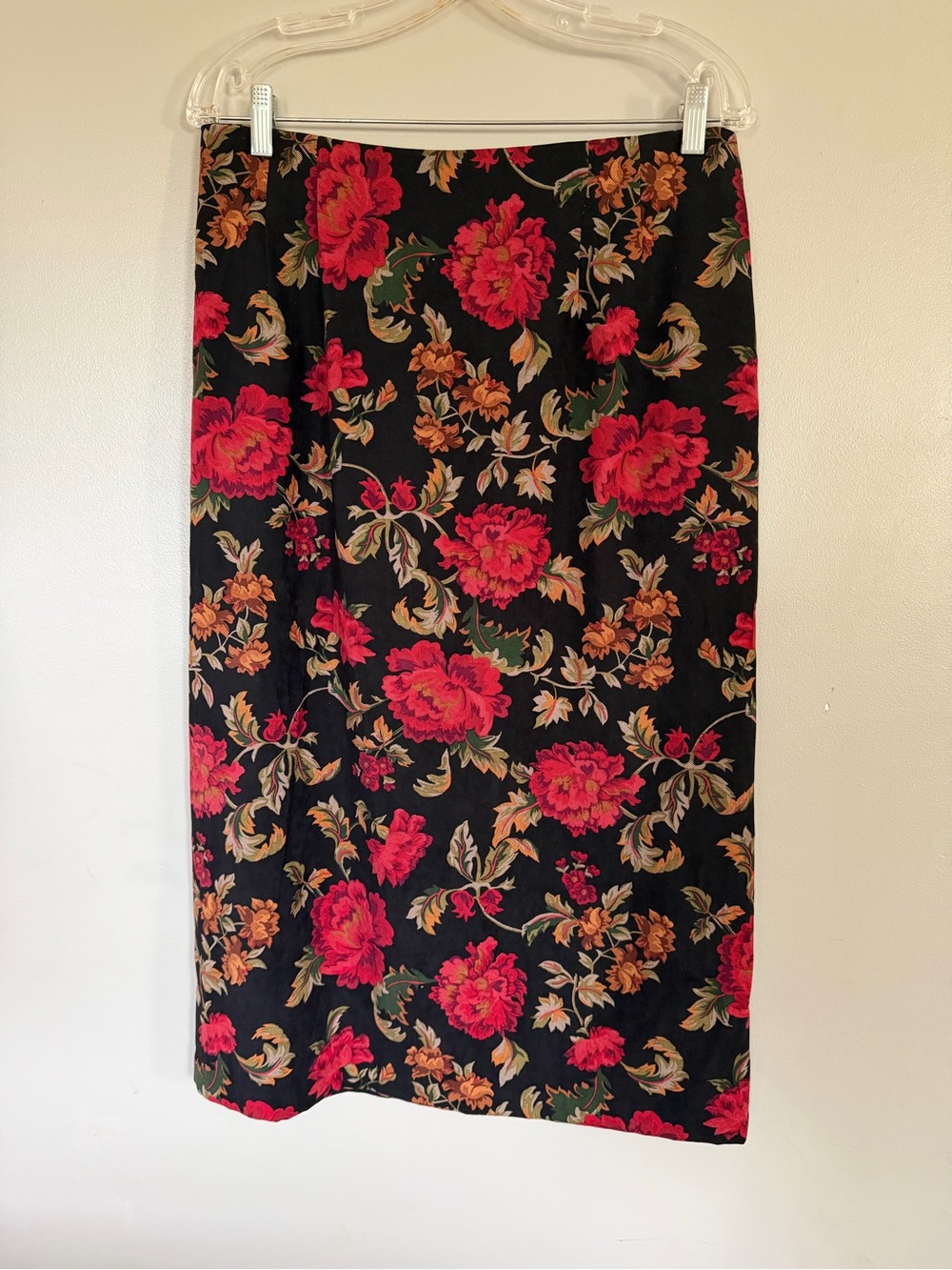 Kim Rogers petite Black pencil Midi Skirt with Red & Orange Floral Print